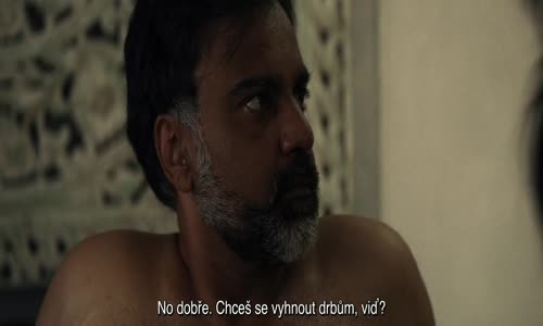 Shantaram (S01E07) CZ titulky v obraze mp4