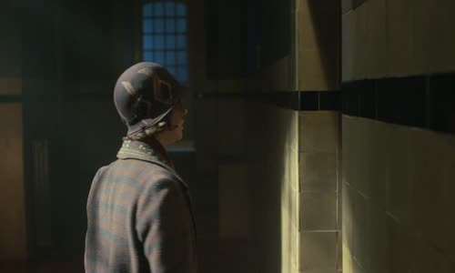 Babylon Berlin S04E09 1080p HMAX WEB-DL DD5 1 H 265 (CZ Audio) mkv