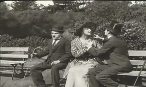 In The Park (Charlie Chaplin) [1915]  CZ avi