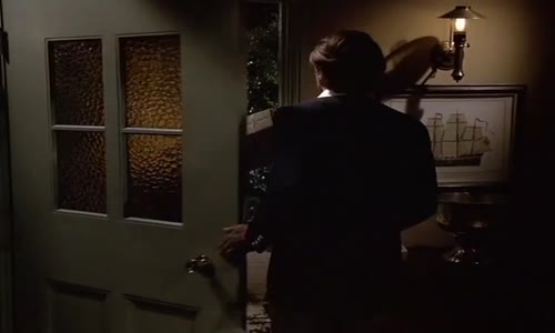 Columbo S05E06 - Poslední pocta komodorovi mkv