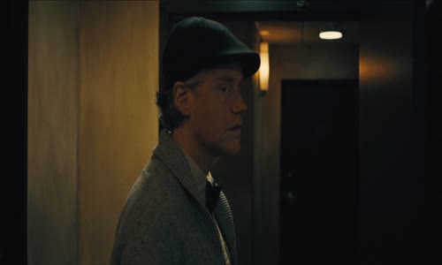 Room 203 2022 PROPER 1080p cz sub mkv