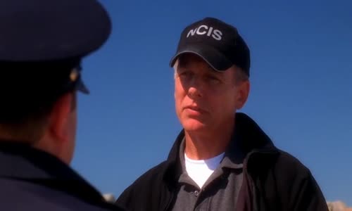 NCIS S01E03 (003) (2003 SD) Mořský vlk (SD) mp4