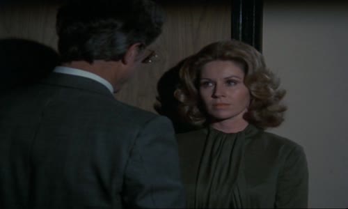 Columbo 01x02 - Smrt nabízí pomocnou ruku avi