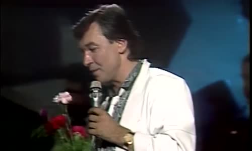 Karel Gott - Lásko má (Oficiální video) mkv