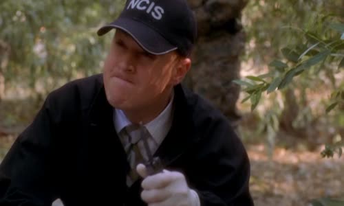 NCIS 3x09 - Past avi