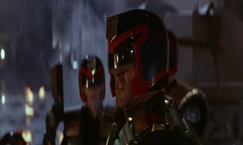 Soudce Dredd  1995 1080p BrRip x264 cze eng mkv