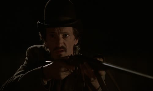Deadwood S01E01 1080p HMAX WEB-DL DD2 0 x265 (CZ ENG Audio) mkv