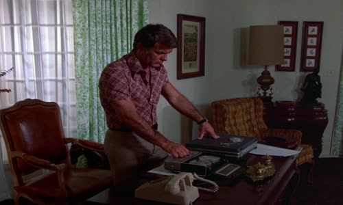 Columbo (26) - Osudne cviceni (1974) 720p mkv