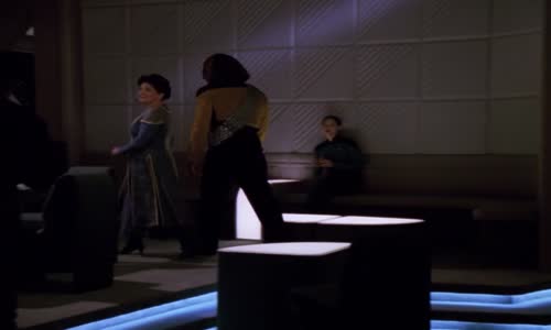 Star Trek Nová generace (TNG) S05E10 (110) (1992 HD) Nové perspektivy (SD) mp4