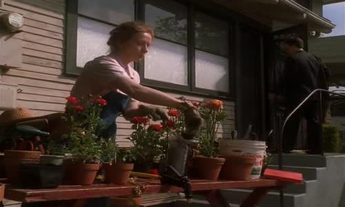 Six Feet Under 1x11 The Trip avi