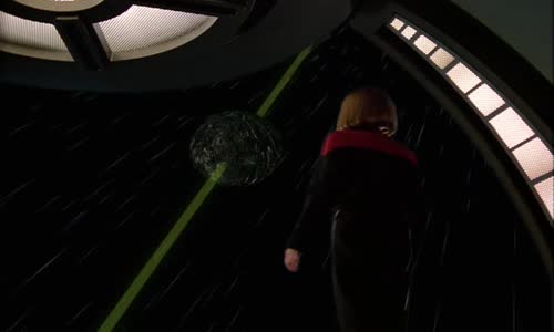 Star Trek VOY S05E15 S05E16 (109) (110) (1999 HD) Temná hranice I, II (SD) mp4