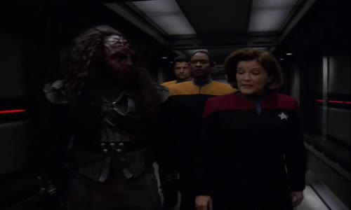 Star Trek VOY S07E14 (160) (2001 HD) Proroctví (SD) mp4