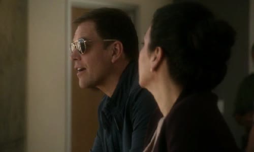 Námořní vyšetřovací služba (NCIS)-S11E02-Minulost, přítomnost a budoucnost czdab avi