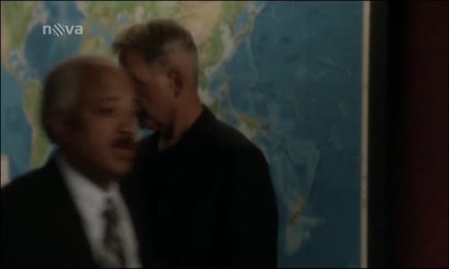 Námořní vyšetřovací služba (NCIS)-S11E09-Instinkt CZdabing avi