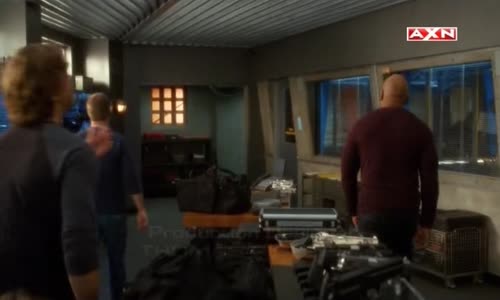 NCIS LA S05E17 TVRIP XviD cz avi