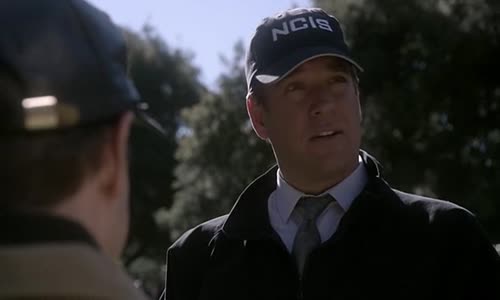 NCIS 11x12 Smrtící řetězec avi