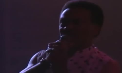 Earth, Wind & Fire - September  (From Live In Japan) mp4