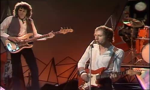 Dire Straits - Sultans Of Swing (1978) • TopPop mp4