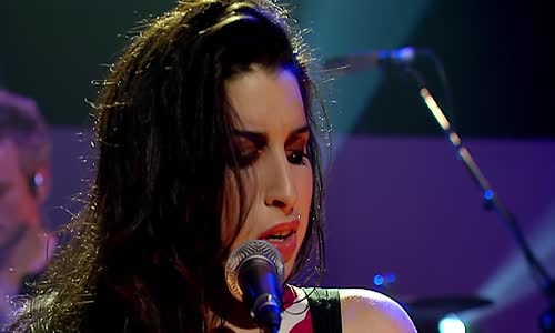 Amy Winehouse - Stronger Than Me (Live On Later With Jools Holland 2003) mp4