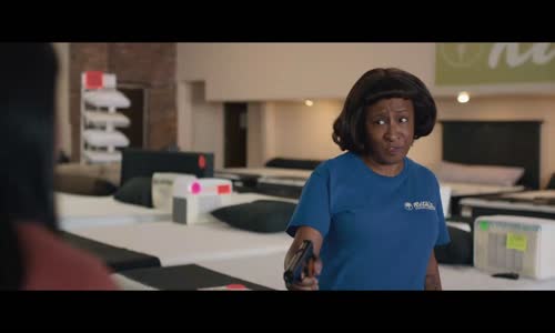 Breaking News in Yuba County BluRay CZ SK EN 2021 1080p mkv