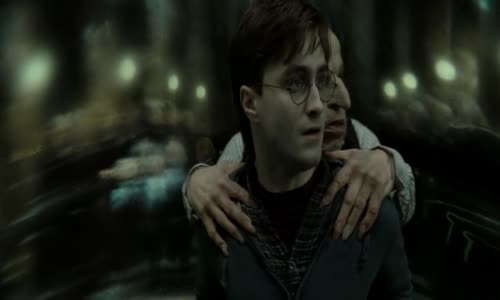 Harry_Potter_7_a_Relikvie_smrti_2_2 011_CZ avi