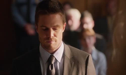 Arrow S01E02 BDRip XviD CZ-Mla by_UgarE avi