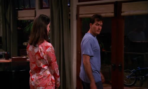 Two and a Half Men S01E22 1080p HMAX WEB-DL AAC x265 HEVC~jDM (CzAudio) mkv