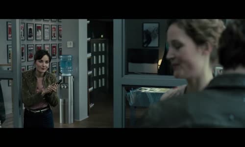 Dívka v pavoučí síti (Claire Foy, Sylvia Hoeks-2018 Krimi-Drama-Thriller) Cz dabing mp4