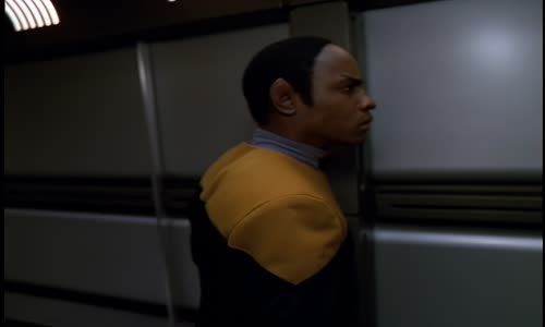 Star Trek- Voyager (S03E02) Flashback 1080 CZ mkv