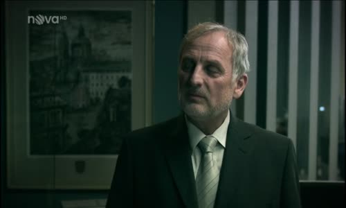 Anděl S02E13 (26) (2011 SD) Pistole (SD) mp4
