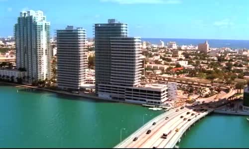 Kriminálka Miami S03E21 (070) (2005 SD) Tři výstřely (SD) mp4