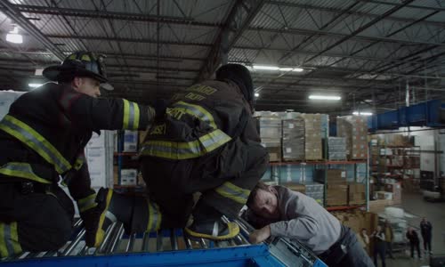 Chicago Fire_S02E14_Panenská kůže mkv