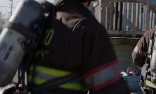 Chicago Fire_S05E20_Buď mi oporou mkv