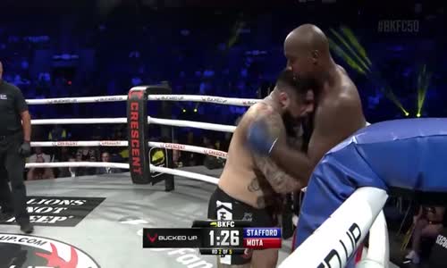 BKFC 50 WEB x264-HEADKICK mp4