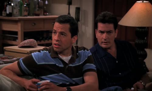 Two and a Half Men S03E22 720p WEB-DL AAC2 0 H 264 CZ ENG-GHDC mkv