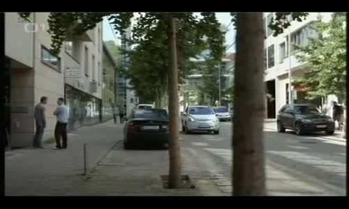 Vraždy v kruhu 01x02 Kamarád v nouzi avi