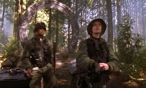 Hvězdná brána SG-1-Stargate SG-1 S01E06 720p The First Commandmen Cz-En avi