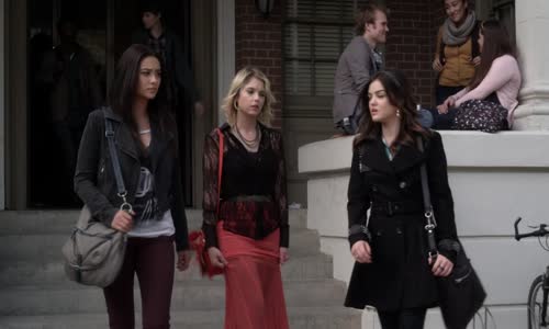 Prolhané krásky- Pretty Little Liars S03E22 [B] 1280x720x265 ch2cz mkv