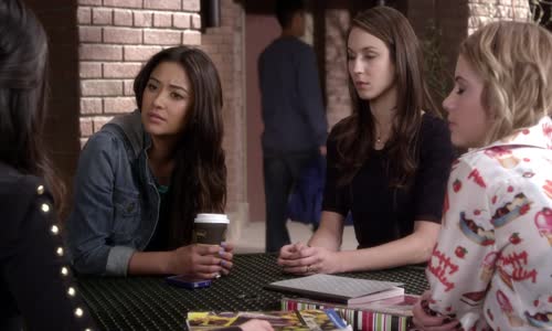 Prolhané krásky- Pretty Little Liars S04E04 [B] 1280x720x265 ch2cz mkv