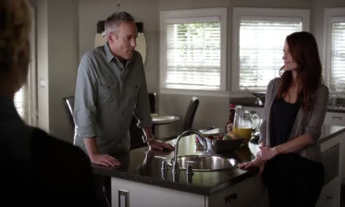 Prolhané krásky- Pretty Little Liars S05E16 [B] 1280x720x265 ch2cz mkv