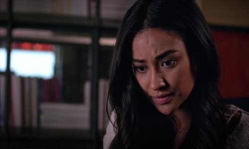 Prolhané krásky- Pretty Little Liars S07E06 [B] 1280x720x265 ch2cz mkv