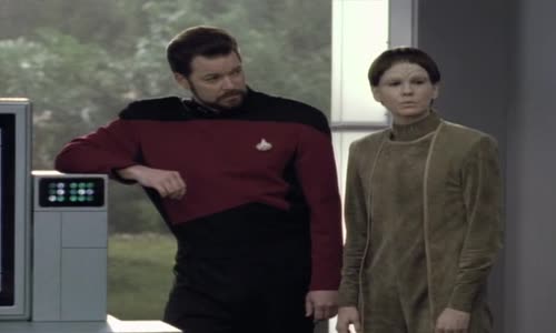 STAR TREK - Nová generace 05x17 Vyděděnec avi