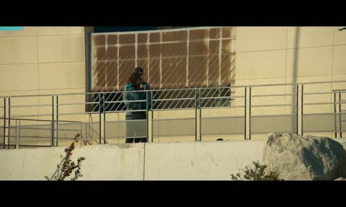 Mír v Marseille, S01E01 - Šílenci (2023) Seriál, Thriller, CZ, FR Dabing, 1080p mkv
