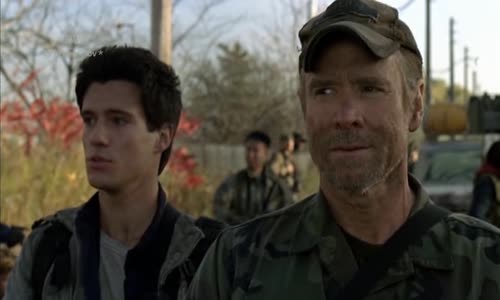 Falling Skies 01x10 Osm hodin avi