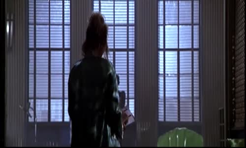 Stigmata (Patricia Arquette, Gabriel Byrne-1999 Drama-Horor-Thriller) Cz dabing mp4