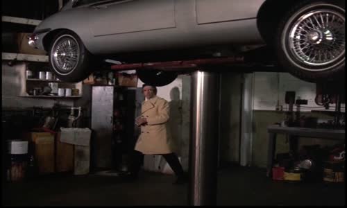 Columbo-dvd-10- Etuda v cernem mkv