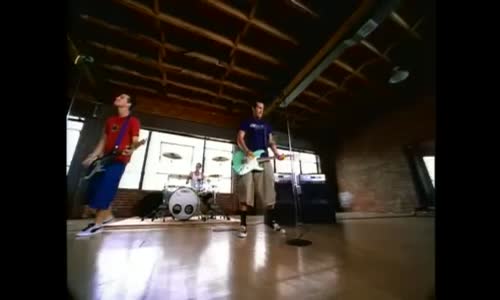 Blink 182 - All The Small Things mp4