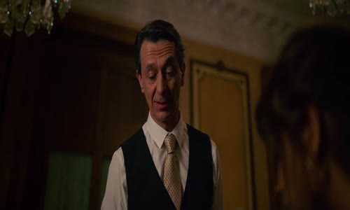 Triangle of Sadness 2022 720p WEBRip 900MB x264-GalaxyRG mkv