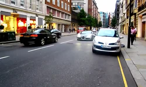 Světové rekordy - Nejrychlejší auto světa se loudá v ulicích Londýna mp4