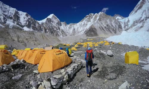 Otřes Zemětřesení pod Everestem E01 Nesprávné místo v nesprávnou dobu (2022) EN (CZtit) mp4